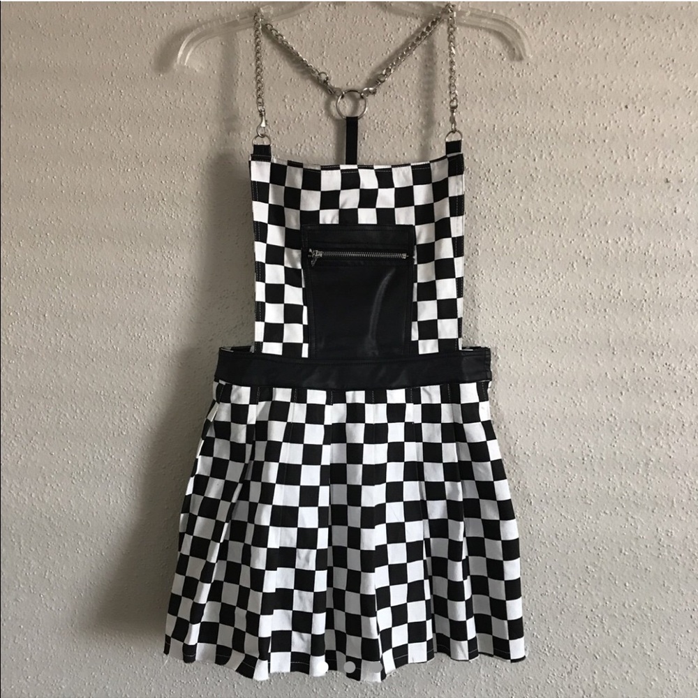 Overall dress